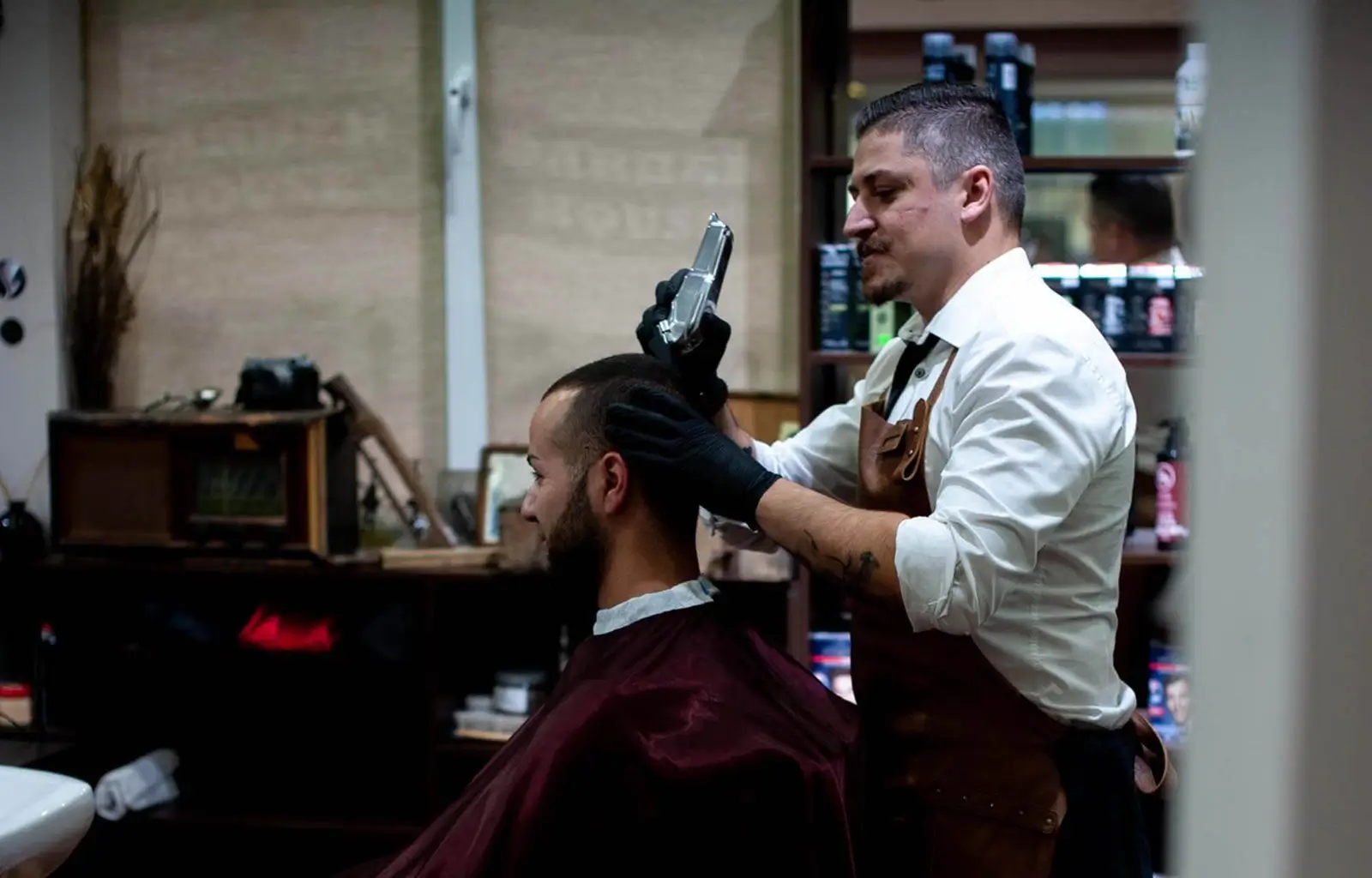 Site web pour salon de coiffure avec prise de rendez-vous en ligne et portfolio des réalisations
